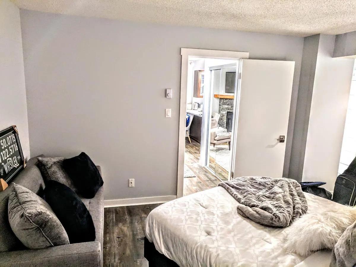 Marquise By Whistler Blackcomb Vacation Rentals 0*,